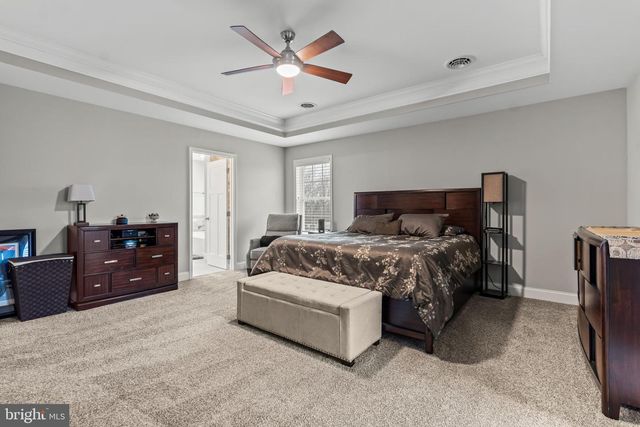 2391 AUSTIN AVE, Chambersburg, PA 17202