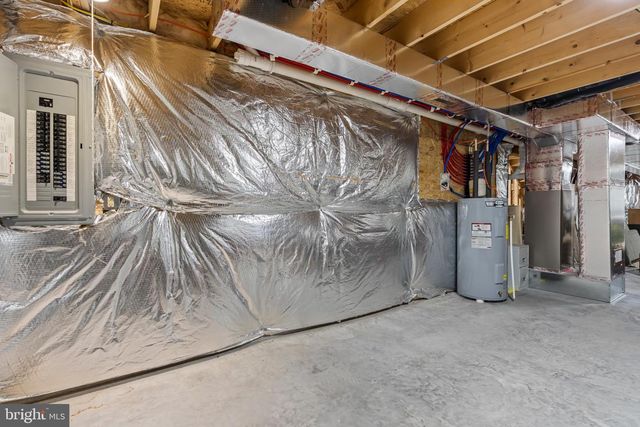 2391 AUSTIN AVE, Chambersburg, PA 17202