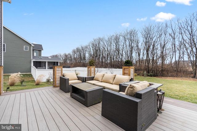 2391 AUSTIN AVE, Chambersburg, PA 17202