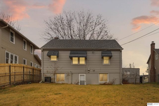 1836 N 49th Avenue, Omaha, NE 68104