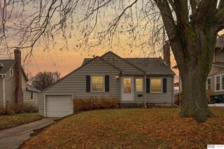 1836 N 49th Avenue, Omaha, NE 68104