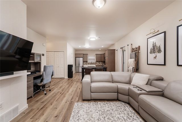 476 African STREET, Billings, MT 59106