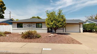 6846 E PINCHOT Avenue, Scottsdale, AZ 85251