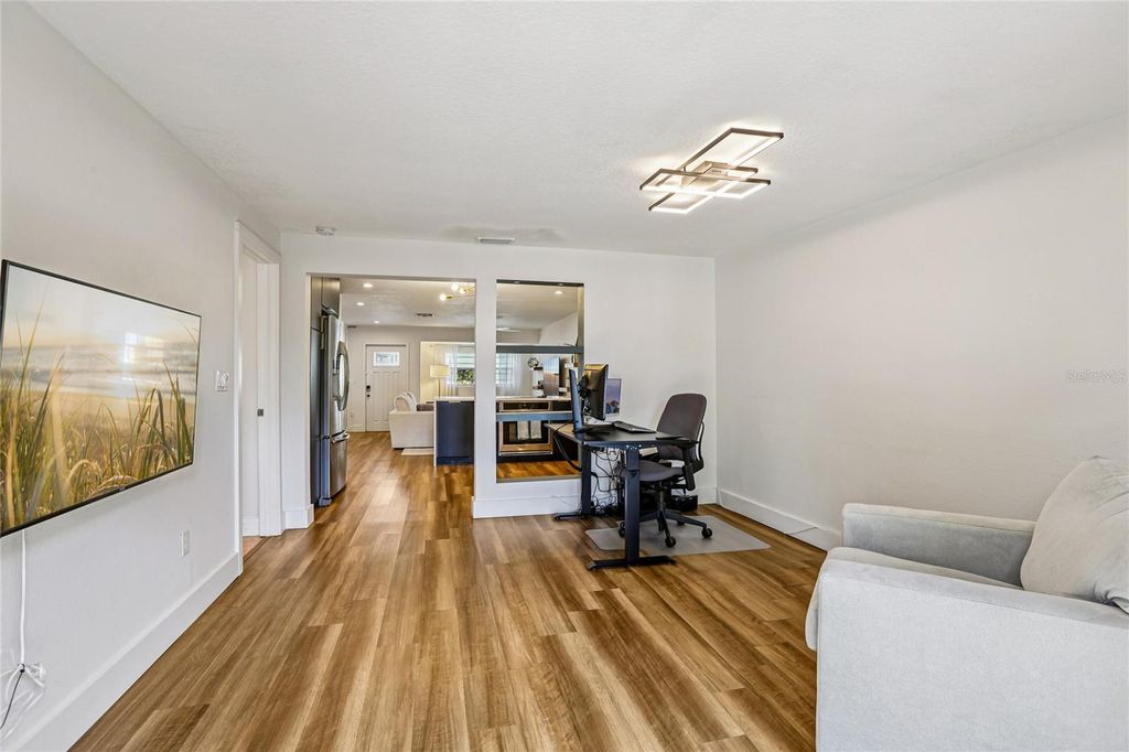 Image 24 of property listing at 4104 N SEMINOLE AVENUE, Tampa, FL 33603