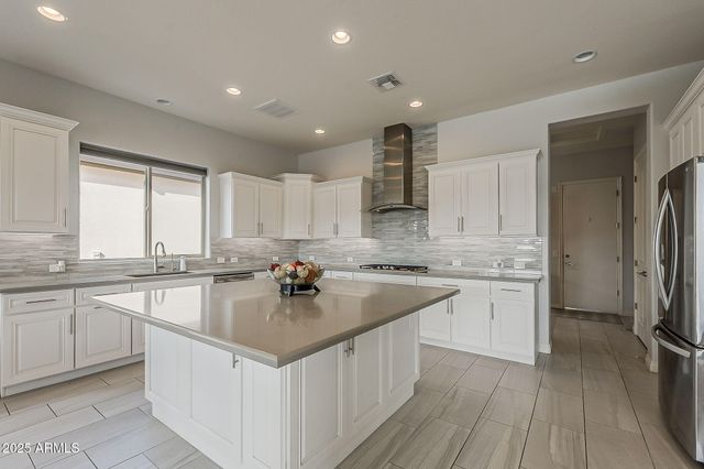 35462 N SUNSET Trail, Queen Creek, AZ 85140