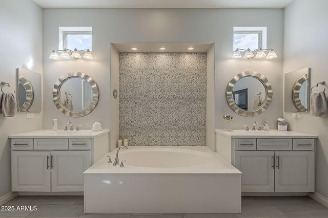 35462 N SUNSET Trail, Queen Creek, AZ 85140