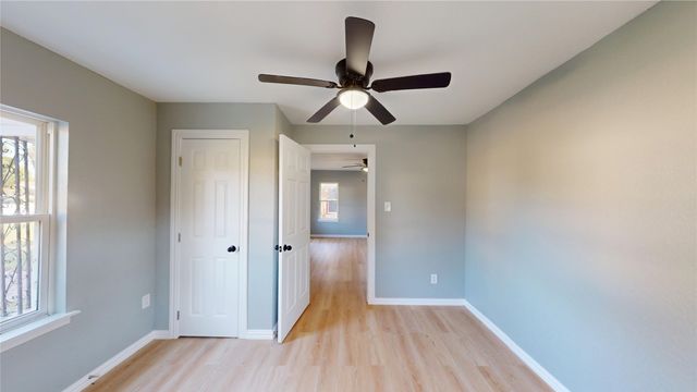 5729 Donnelly Avenue, Fort Worth, TX 76107