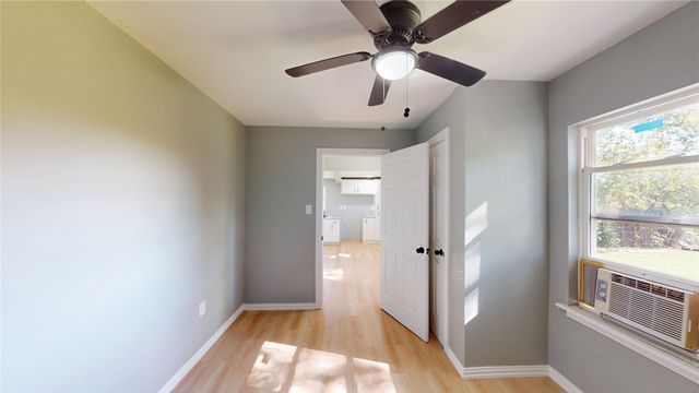 5729 Donnelly Avenue, Fort Worth, TX 76107