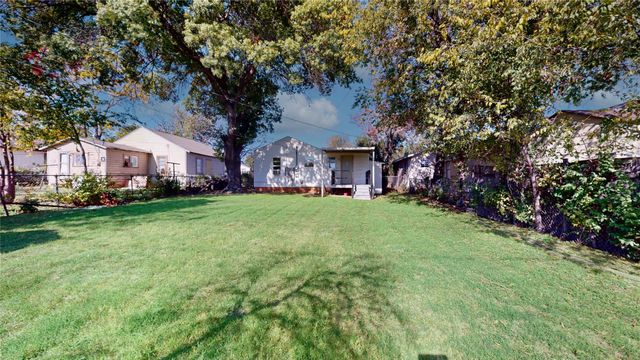 5729 Donnelly Avenue, Fort Worth, TX 76107