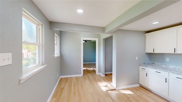 5729 Donnelly Avenue, Fort Worth, TX 76107