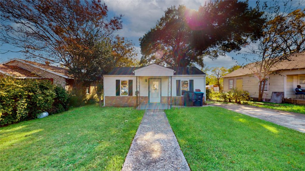 5729 Donnelly Avenue, Fort Worth, TX 76107