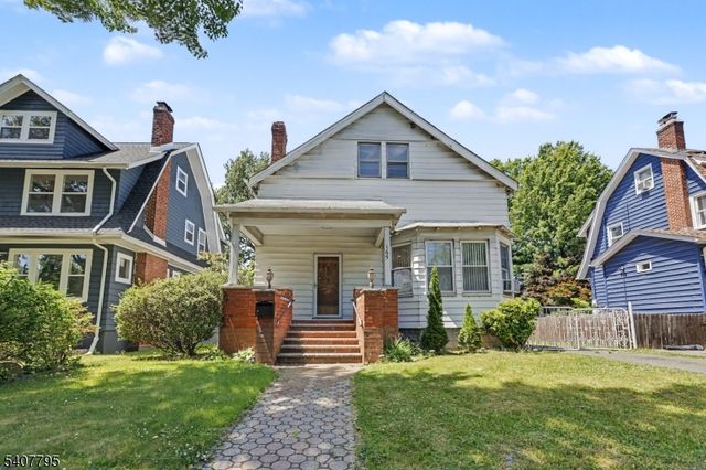 165 College Pl, South Orange Village Twp., NJ 07079