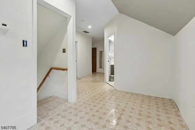 165 College Pl, South Orange Village Twp., NJ 07079