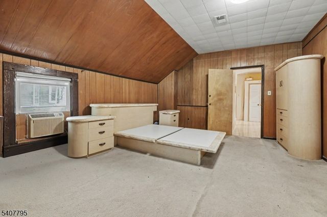 165 College Pl, South Orange Village Twp., NJ 07079