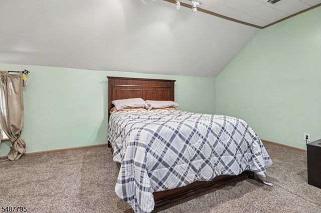 165 College Pl, South Orange Village Twp., NJ 07079