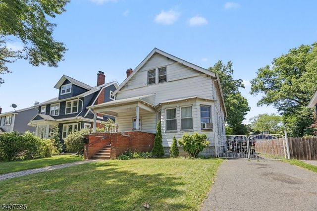 165 College Pl, South Orange Village Twp., NJ 07079
