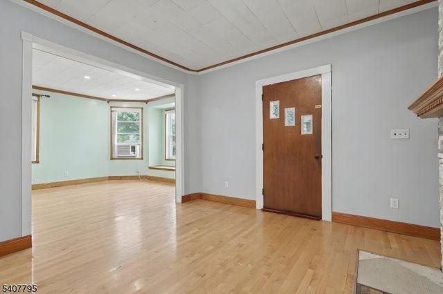 165 College Pl, South Orange Village Twp., NJ 07079