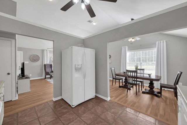 392 Timber Bay Drive, Trinity, TX 75862