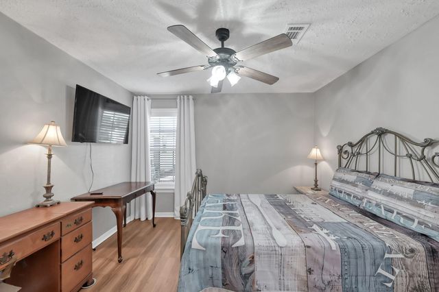 392 Timber Bay Drive, Trinity, TX 75862