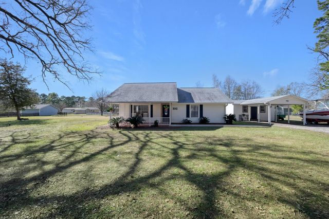 392 Timber Bay Drive, Trinity, TX 75862