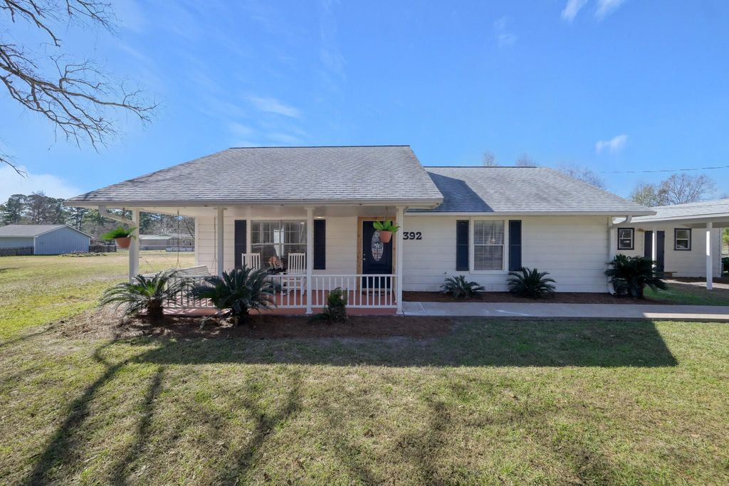 392 Timber Bay Drive, Trinity, TX 75862