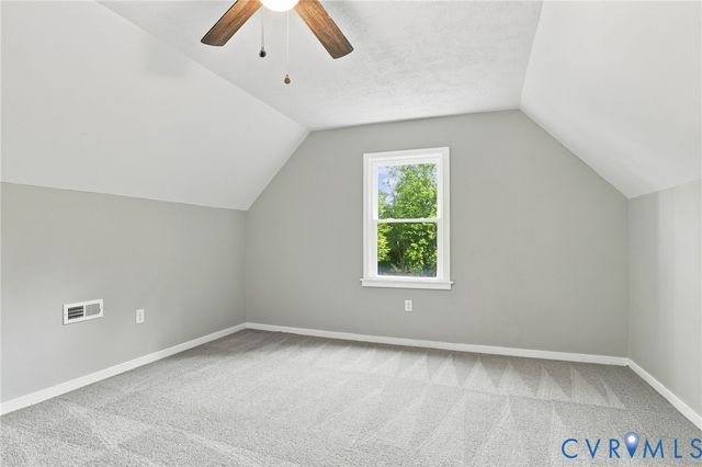 1291 Grapevine Rd, Sandston, VA 23150