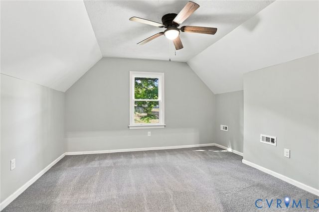 1291 Grapevine Rd, Sandston, VA 23150