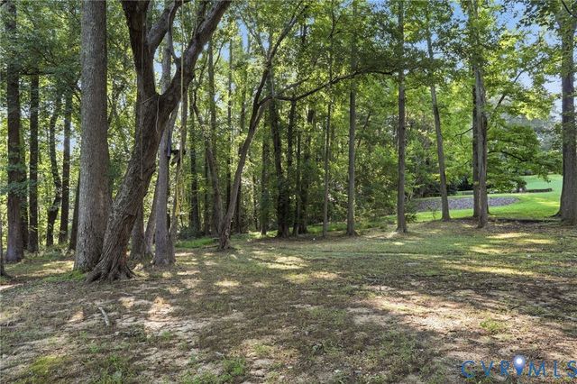 1291 Grapevine Rd, Sandston, VA 23150
