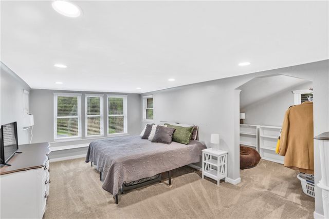 7661 Pennsylvania Ave, North Huntingdon, PA 15642