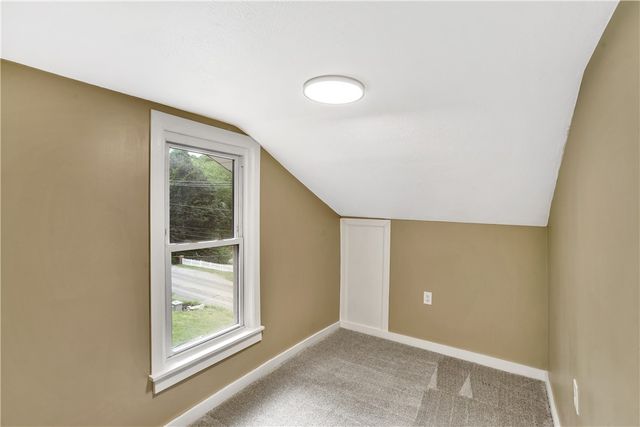 7661 Pennsylvania Ave, North Huntingdon, PA 15642