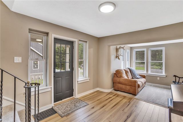 7661 Pennsylvania Ave, North Huntingdon, PA 15642