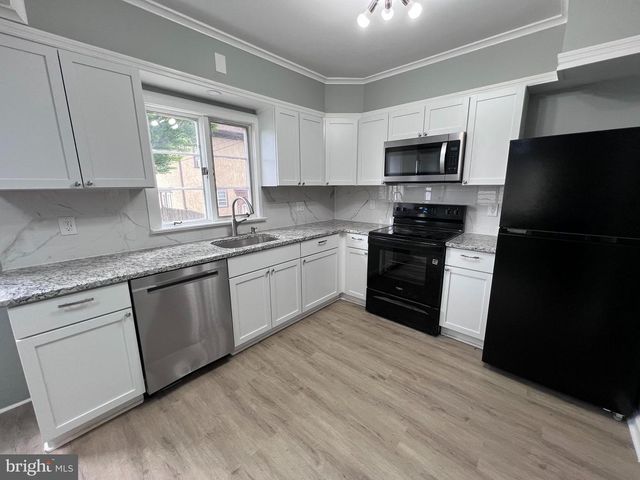 804 QUEEN ST, Pottstown, PA 19464