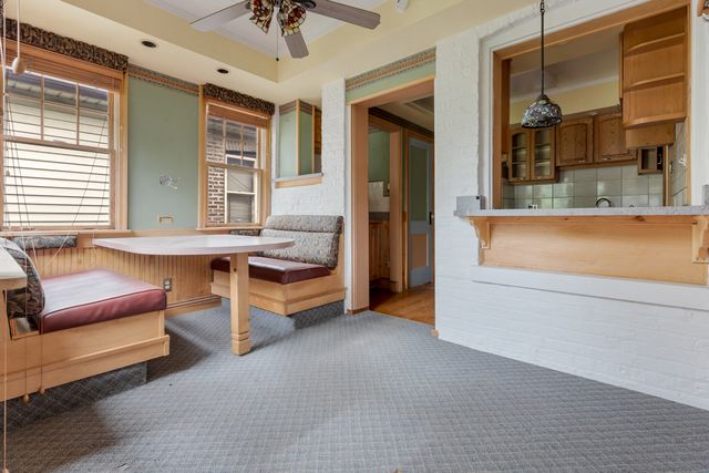 8525 S Euclid Avenue, Chicago, IL 60617