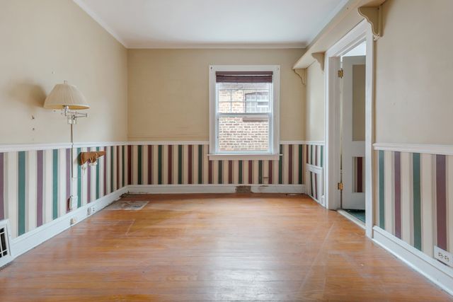 8525 S Euclid Avenue, Chicago, IL 60617