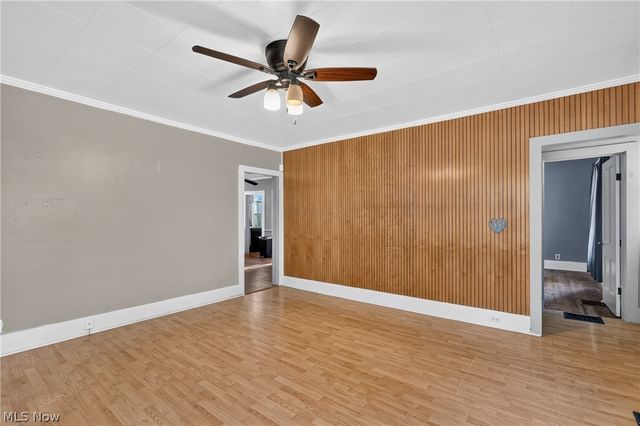 3227 Oaklawn Avenue SE, Warren, OH 44484