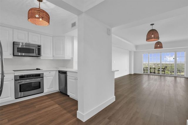 7593 GATHERING DRIVE 707, Reunion, FL 34747