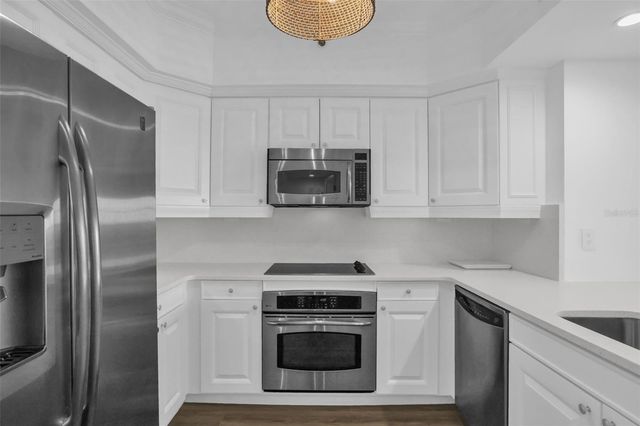 7593 GATHERING DRIVE 707, Reunion, FL 34747