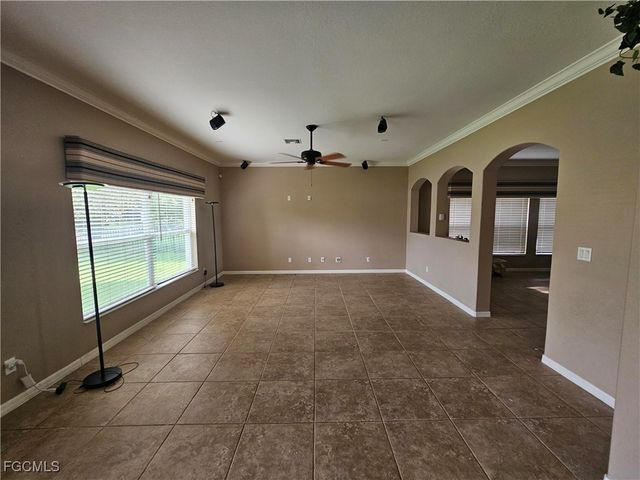 2851 Via Campania ST, Fort Myers, FL 33905