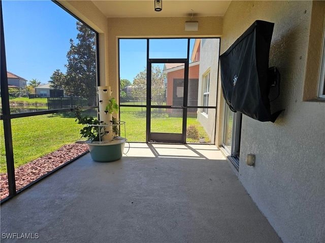 2851 Via Campania ST, Fort Myers, FL 33905
