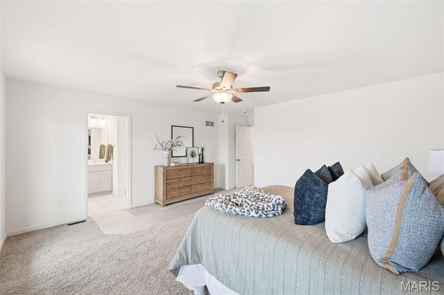218 Marais Temps Clair Way, St Charles, MO 63301