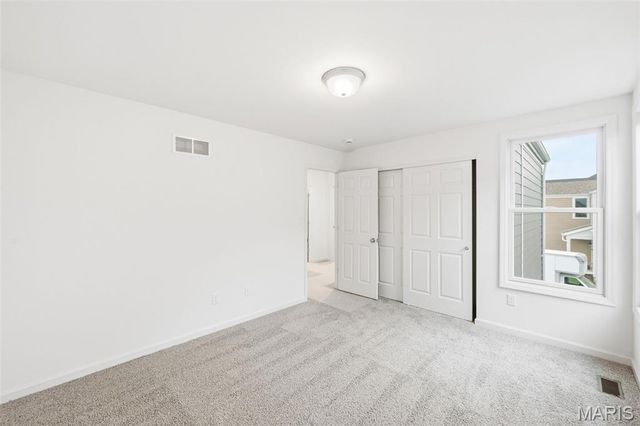 218 Marais Temps Clair Way, St Charles, MO 63301
