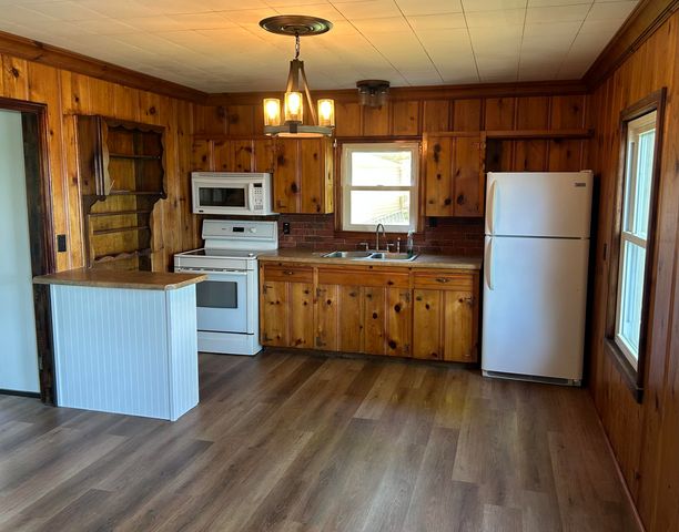 113 Woodcliff Road, Shell Knob, MO 65747