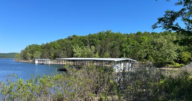 113 Woodcliff Road, Shell Knob, MO 65747