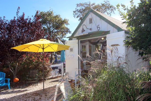 42 Old Colony Way APT 5, Orleans, MA 02653