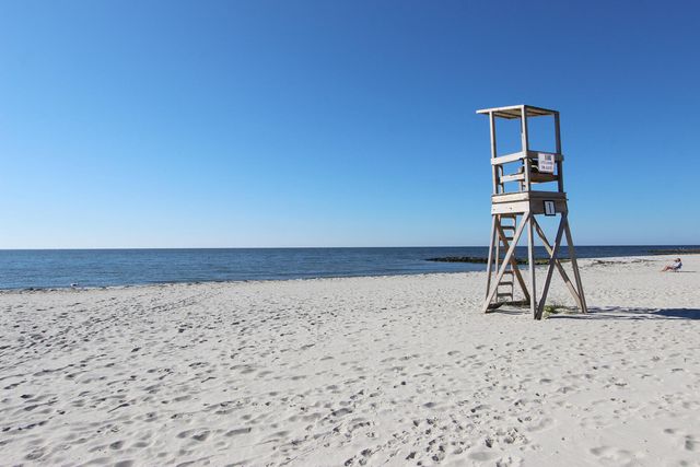 42 Old Colony Way APT 5, Orleans, MA 02653