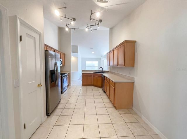 18915 NEST FERN CIRCLE, Tampa, FL 33647