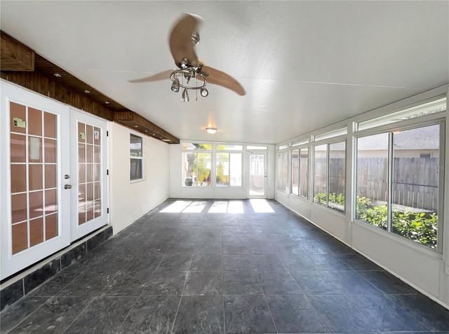 18915 NEST FERN CIRCLE, Tampa, FL 33647