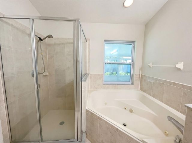 18915 NEST FERN CIRCLE, Tampa, FL 33647