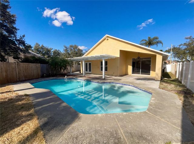 18915 NEST FERN CIRCLE, Tampa, FL 33647