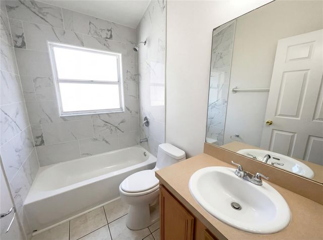 18915 NEST FERN CIRCLE, Tampa, FL 33647